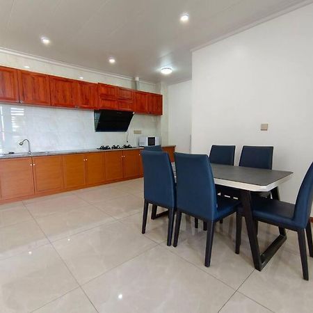 2 Bedroom Apartment Nadi Exterior photo